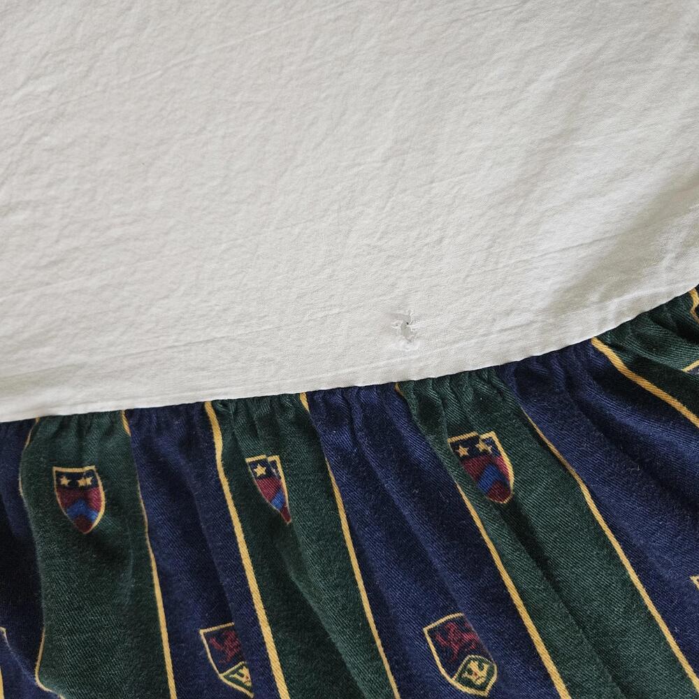 Ralph Lauren Twin Green/Navy Chappel Stripe Comforter w/ bed skirt. Pre-owned. - Picture 9 of 9